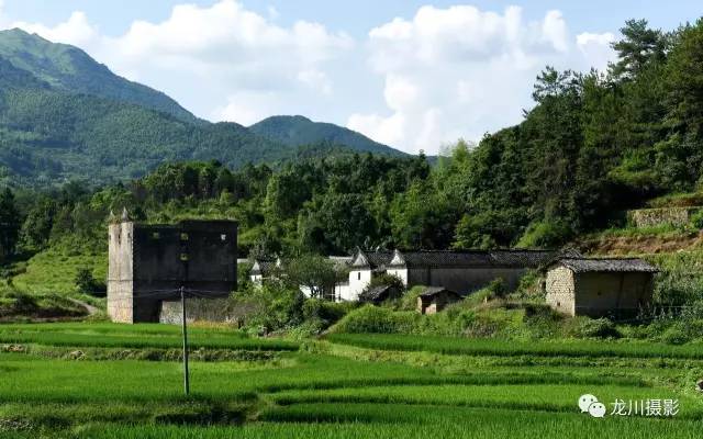 广东省龙川县麻布岗镇，历史底蕴与现代发展的交融之地